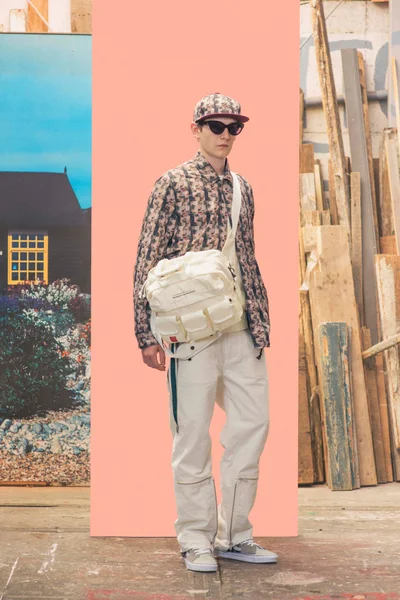 Look 34